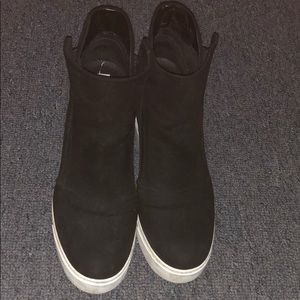 Steve Madden Wedged Sneakers